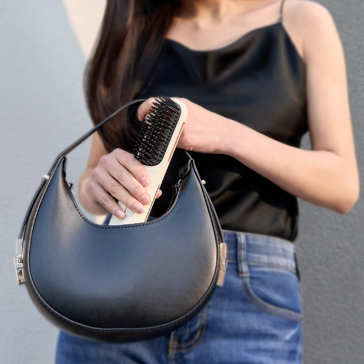 Altist Glam & Magic Cordless Hair Styler Brush Ion-Max (Main Unit)