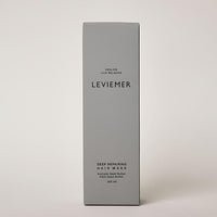 The mask also helps to improve shine and manageability, making it easier to style and maintain.