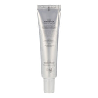 Offers deep hydration and nourishment to keep the skin around the eyes supple and smooth.