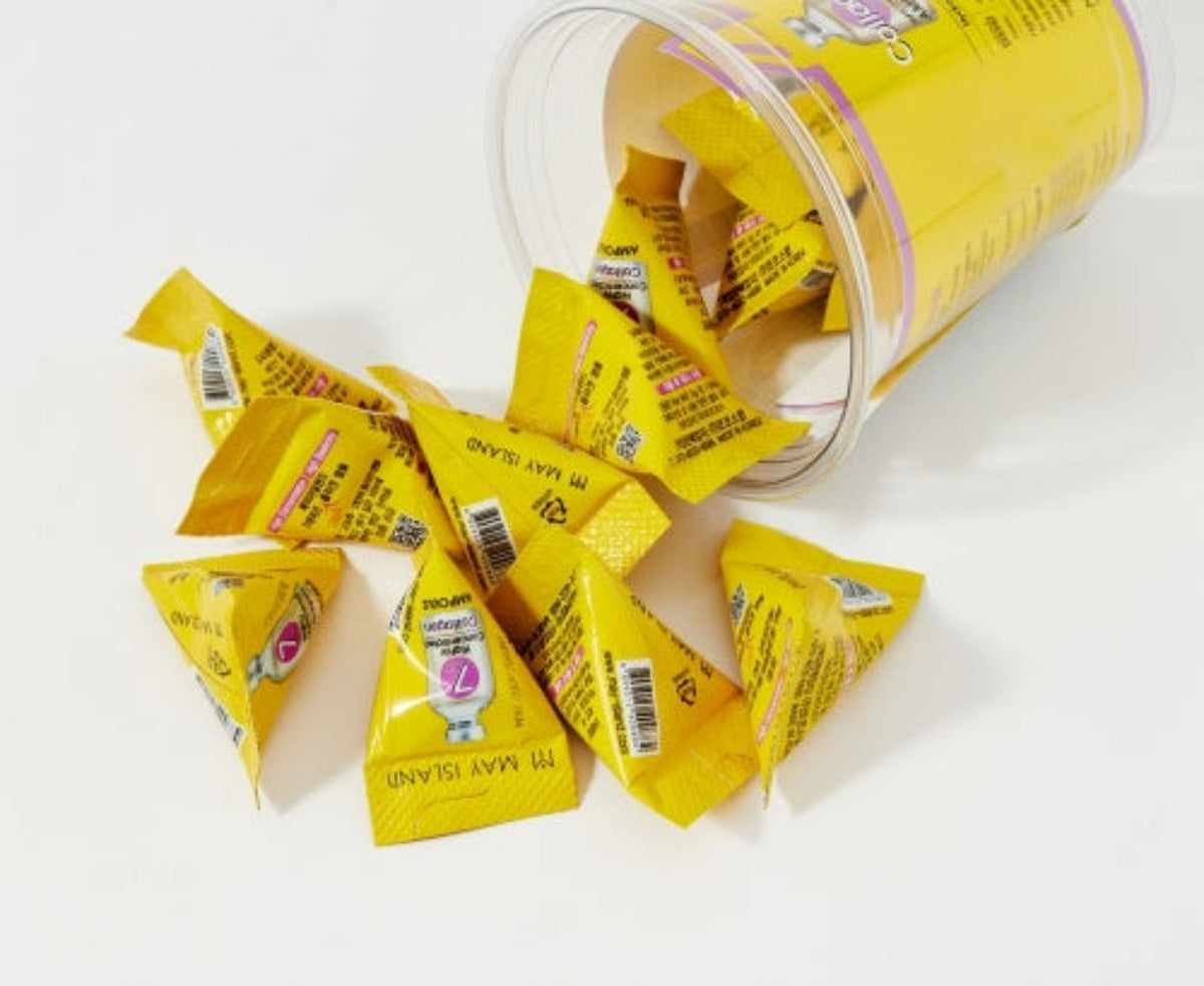 The product comes in a set of 12 individual ampoules, each containing 3 grams of the concentrated formula.