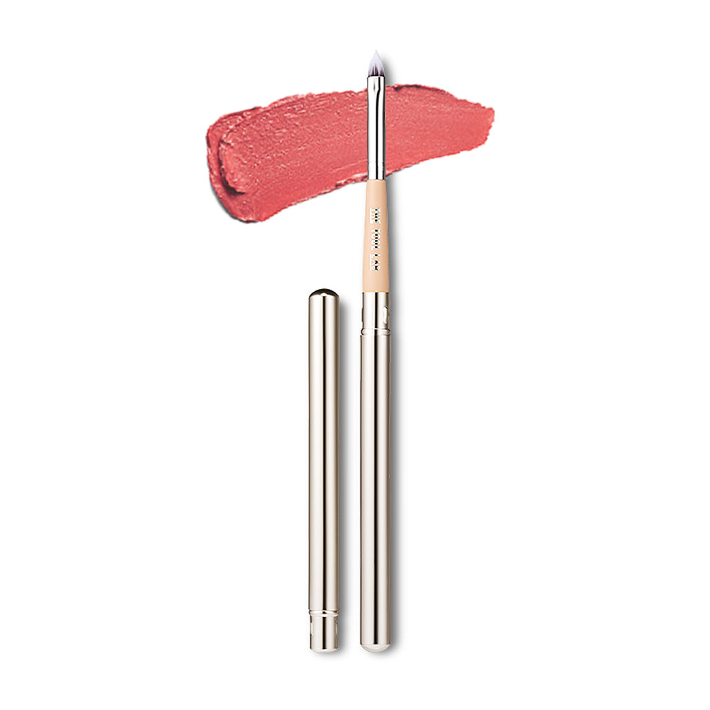 THE TOOL LAB 302 Retractable Lip Brush is a sleek and practical tool for precise lip color application.