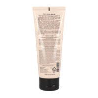 Effectively removes impurities, dirt, and makeup from the skin.