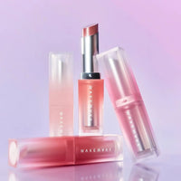Perfect for daily wear, this matte lipstick offers buildable coverage, allowing you to achieve anything from a subtle, barely-there tint to a more intense, full-coverage look.