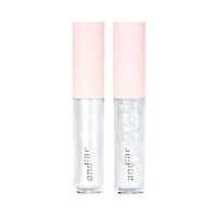 The and:ar Real Glitter Liquid (3.1g) is a dazzling liquid glitter that adds a radiant sparkle to any makeup look.