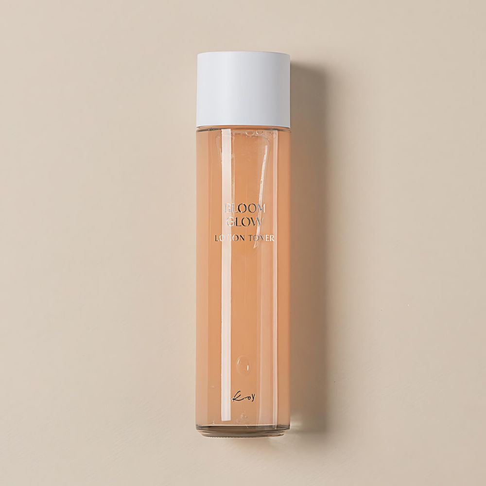 It helps to soothe and calm the skin, minimize the appearance of pores, and improve overall skin tone.