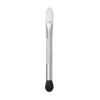 Elevate your makeup routine with the nobev Dual Shading Brush, designed for precision and versatility.