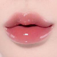 NATURE REPUBLIC Honey Melting Lip balm, 2.7g, enhances lip moisture and softness with a sweet honey-infused formula.