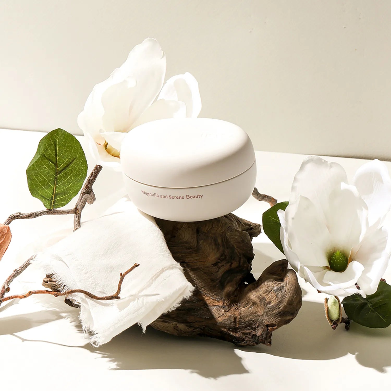 Magnolia & Serene Beauty