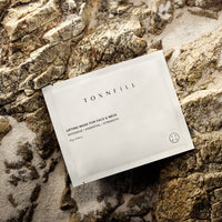 Comes in a 17g package, making it ideal for single-use applications or travel.