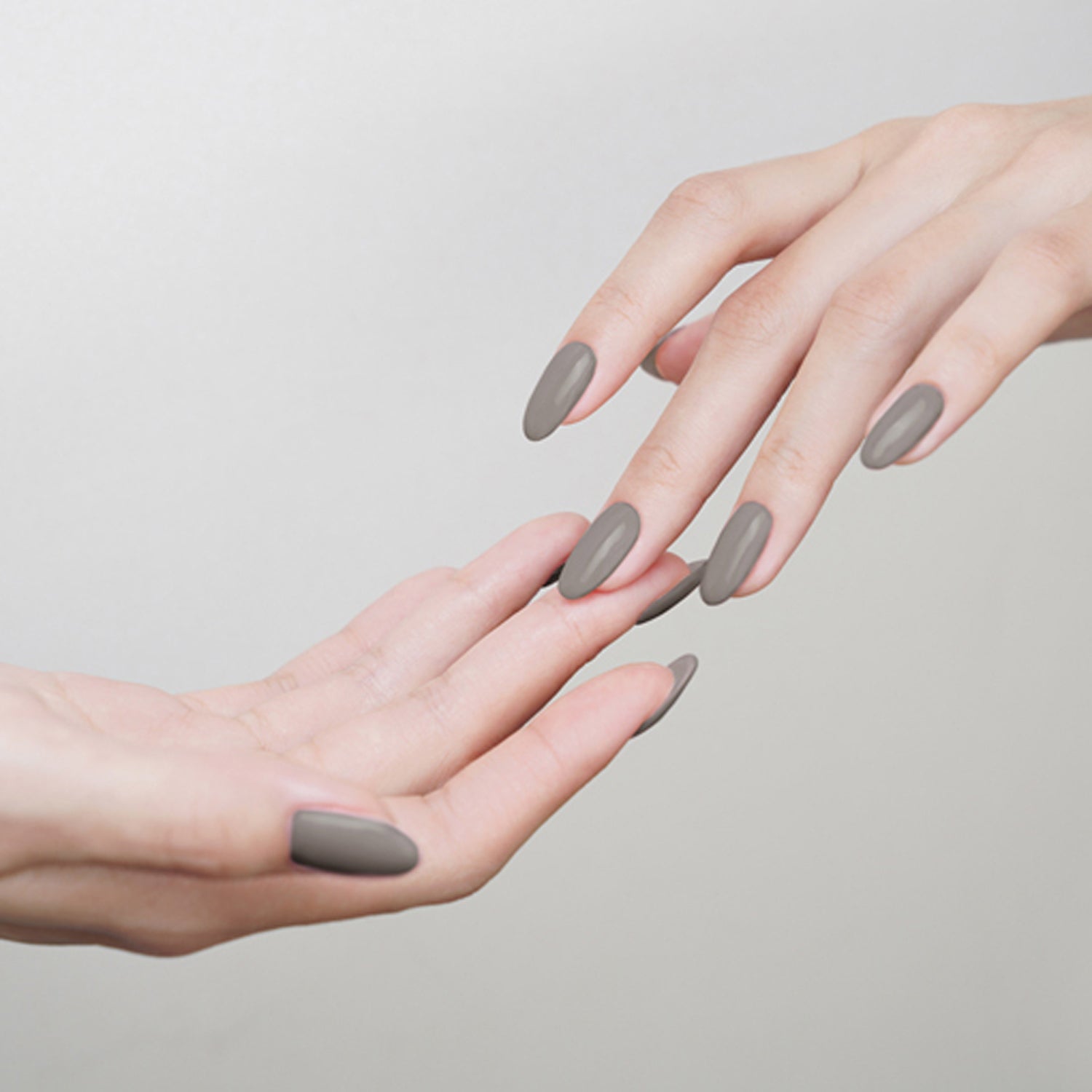 W17 Dusty Gray